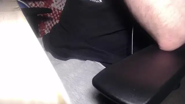 GreekDaddyNickOfficial online show from 03/11/25, 09:37