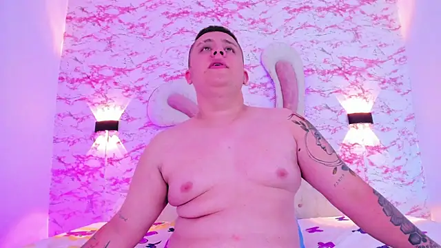 IM SINAY online show from 03/11/25, 08:20