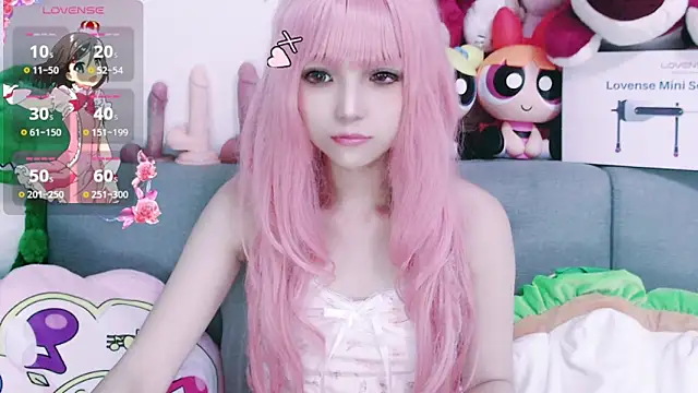 Snapshot of chenenna7 chatting on 10/17/25, 01:57 chenenna7 online show from 10/17/25, 01:57