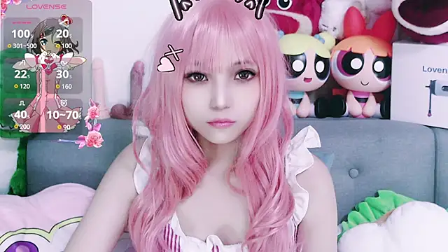 Snapshot of chenenna7 chatting on 12/17/25, 02:22 chenenna7 online show from 12/17/25, 02:22