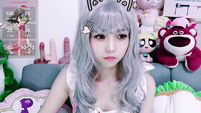 Snapshot of chenenna7 chatting on 09/25/25, 02:12 chenenna7 online show from 09/25/25, 02:12