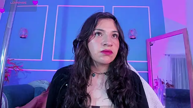 TaraTaylorr online show from 11/05/25, 02:14