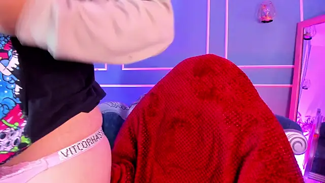 TaraTaylorr online show from 02/09/26, 03:26