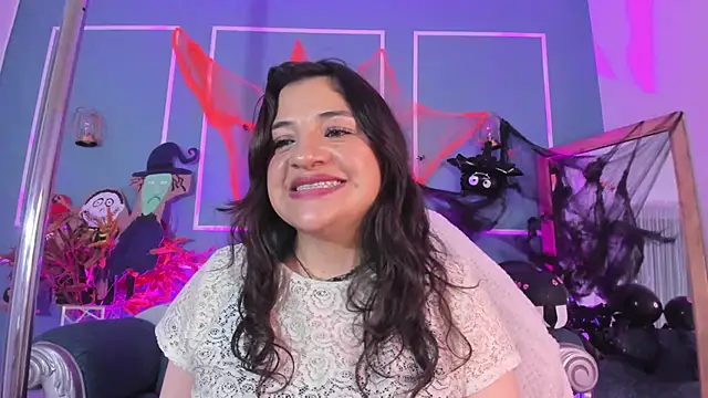 TaraTaylorr online show from 10/26/25, 02:34