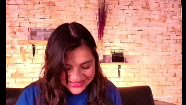 TaraTaylorr online show from 09/21/25, 10:48