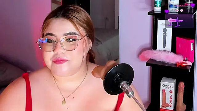 MadissonLee   online show from 05/21/26, 10:18