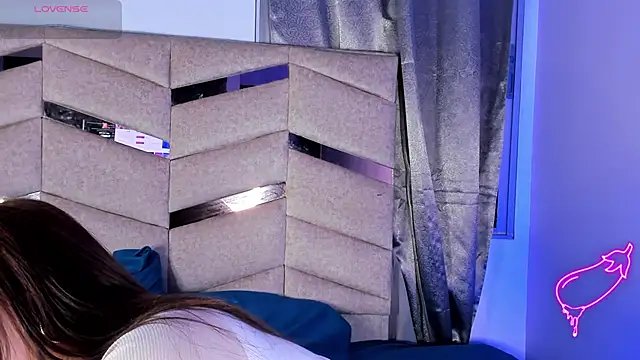 MadissonLee   online show from 02/10/26, 10:42