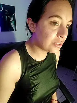 Snapshot of MiaStarts chatting on 03/11/25, 08:30 MiaStarts online show from 03/11/25, 08:30