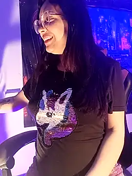 Snapshot of MiaStarts chatting on 12/03/25, 10:14 MiaStarts online show from 12/03/25, 10:14