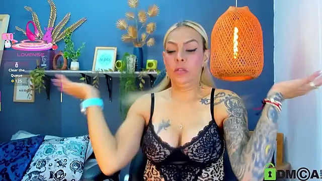 yessila parker online show from 11/06/25, 01:53