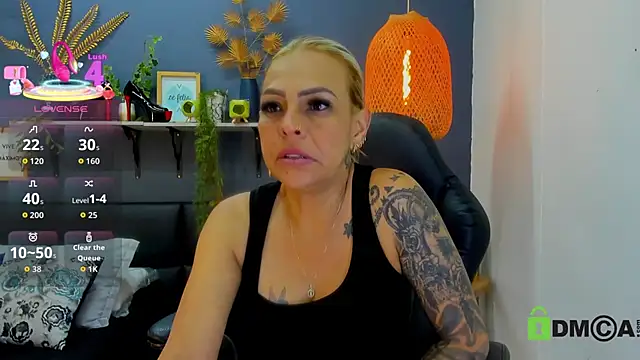 yessila parker online show from 05/02/26, 08:41