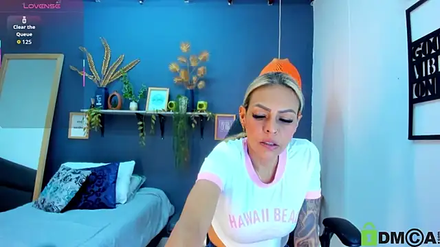 yessila parker online show from 11/19/25, 02:22