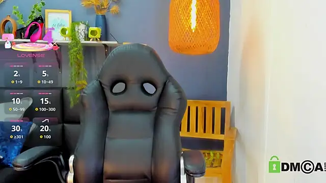 yessila parker online show from 03/22/26, 09:22