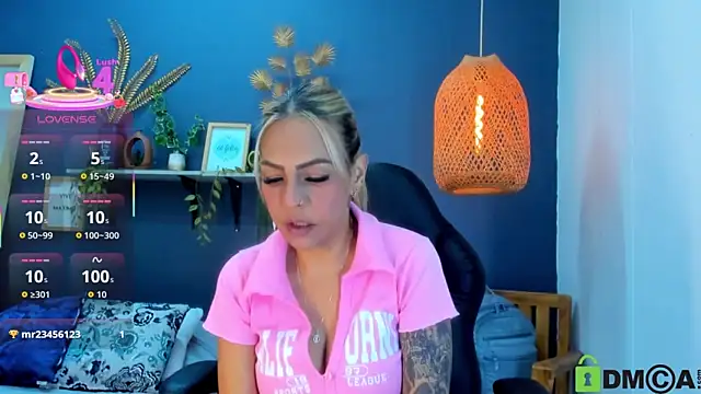 yessila parker online show from 11/15/25, 02:37