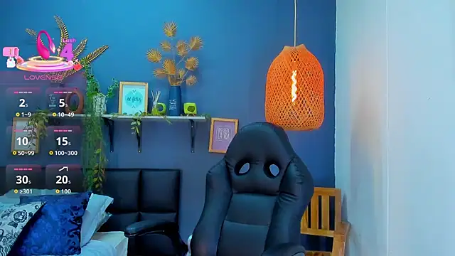 yessila parker online show from 02/13/26, 10:04