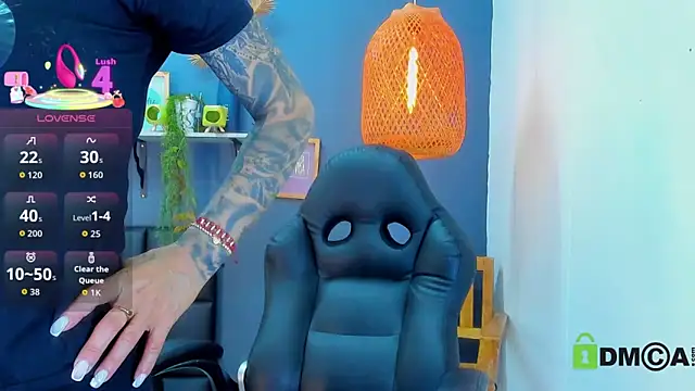 yessila parker online show from 03/26/26, 09:18