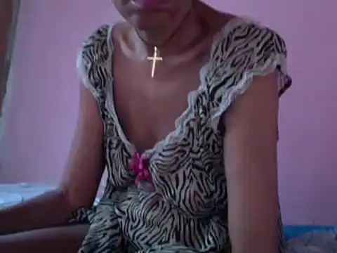 Ladyzee25 online show from 04/07/26, 11:01