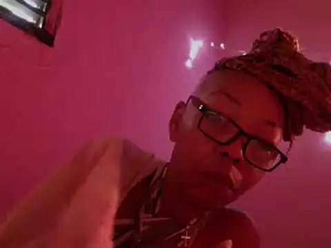 Ladyzee25 online show from 03/10/26, 11:14