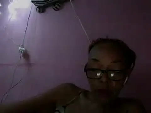 Ladyzee25 online show from 04/08/26, 12:45