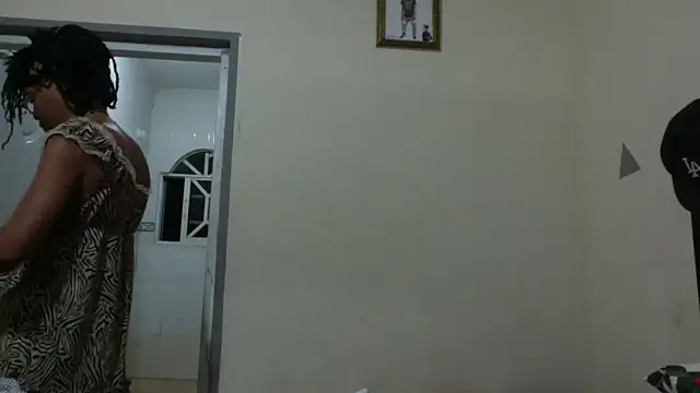 Ladyzee25 online show from 10/07/25, 02:45