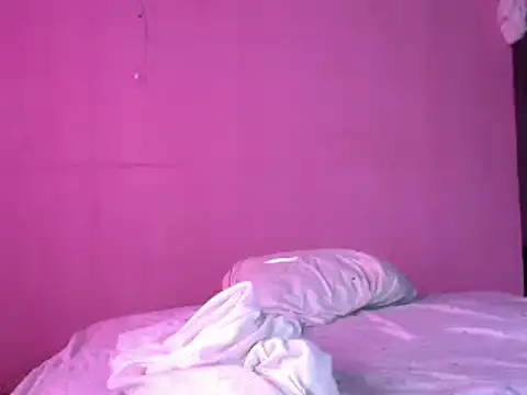Ladyzee25 online show from 04/18/26, 11:45