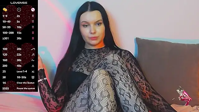 Miss Vic online show from 09/08/25, 09:36