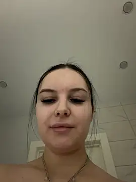 Miss Vic online show from 05/04/26, 04:32