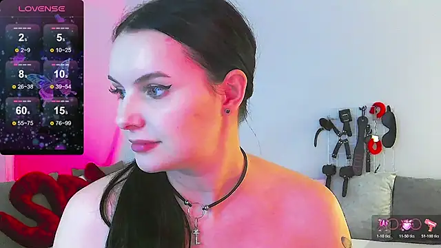 Miss Vic online show from 04/21/26, 06:03