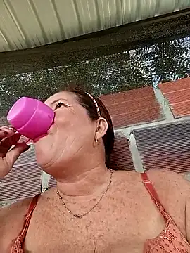 Snapshot of Sexy-Woman-Mature chatting on 07/06/26, 01:40 Sexy-Woman-Mature online show from 07/06/26, 01:40