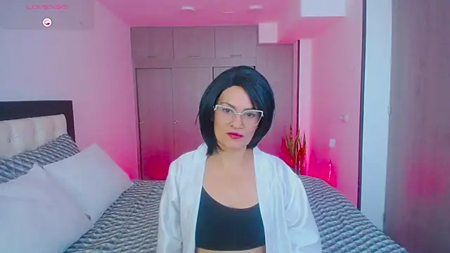 CarolinneFiotti online show from 09/22/25, 01:28