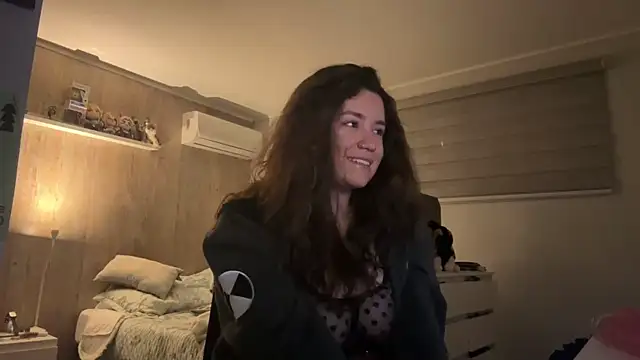 Piolapk online show from 12/01/25, 01:50