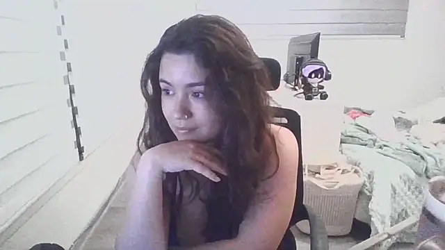 Piolapk online show from 10/27/25, 02:34