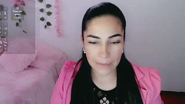 Snapshot of luna_lgomez_ chatting on 03/12/25, 11:10 luna lgomez  online show from 03/12/25, 11:10