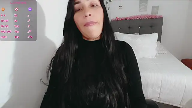 Snapshot of luna_lgomez_ chatting on 01/07/26, 09:42 luna lgomez online show from 01/07/26, 09:42