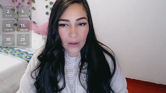 Snapshot of luna_lgomez_ chatting on 03/21/25, 11:12 luna lgomez  online show from 03/21/25, 11:12