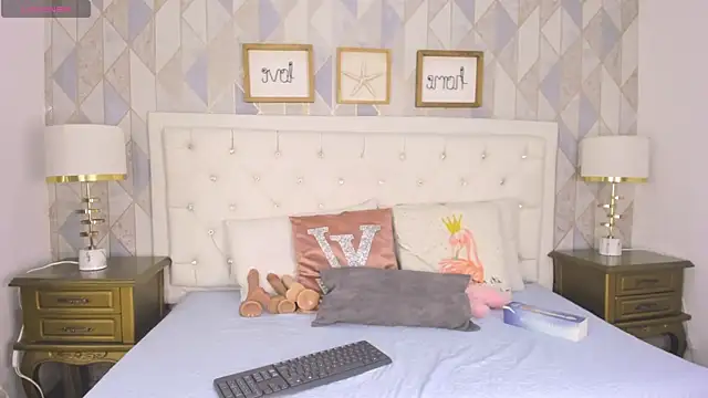 SamantaMarquez online show from 10/16/25, 07:44