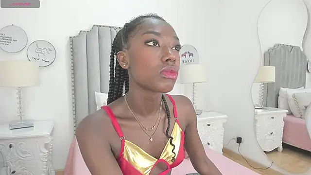 SamantaMarquez online show from 10/20/25, 07:47