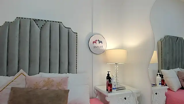 SamantaMarquez online show from 12/20/25, 08:01