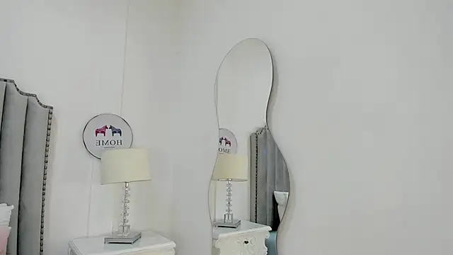 SamantaMarquez online show from 10/24/25, 08:30