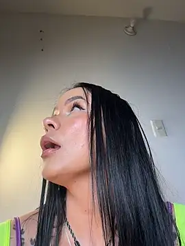 Snapshot of HotAlana_ chatting on 02/09/26, 12:52 HotAlana online show from 02/09/26, 12:52