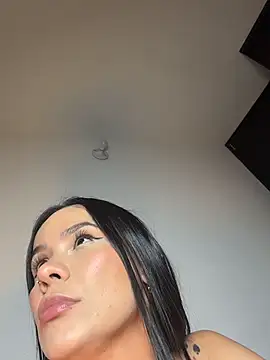 Snapshot of HotAlana_ chatting on 02/21/26, 02:46 HotAlana online show from 02/21/26, 02:46