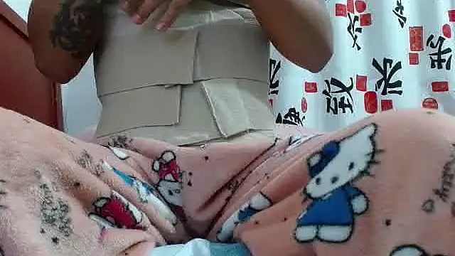 FresitaSquirt24 online show from 04/07/26, 10:00