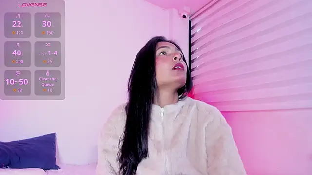 Fernanda liie  online show from 06/16/26, 12:49