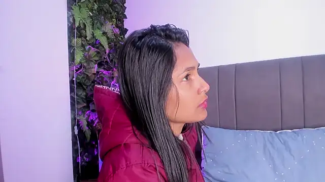 Fernanda liie  online show from 03/14/26, 12:22