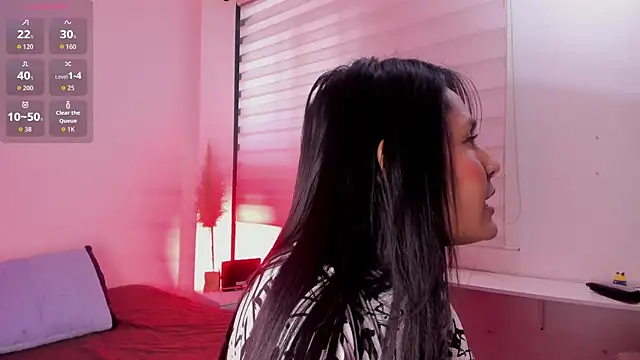 Fernanda liie  online show from 04/14/26, 12:54