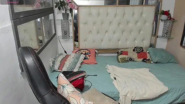 heiker  online show from 09/21/25, 01:00