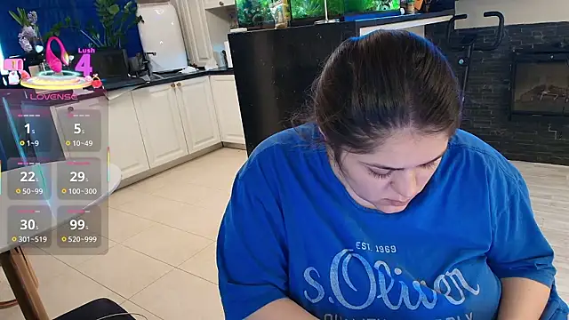 Layla- online show from 03/05/26, 09:39