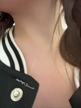 Snapshot of melicious_ chatting on 01/07/26, 05:45 melicious online show from 01/07/26, 05:45