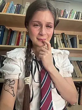 melicious  online show from 12/21/25, 06:04