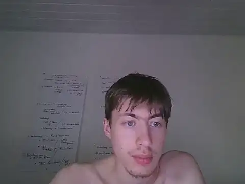 Snapshot of xy_monkeyBigCock chatting on 06/17/26, 10:14 xy monkeyBigCock online show from 06/17/26, 10:14
